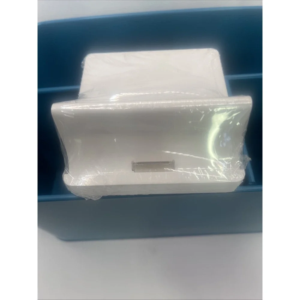 ORIGINAL Apple iPad Base Dock A1381 MC940ZM/A for iPad 2 & 3rd Generation Unused